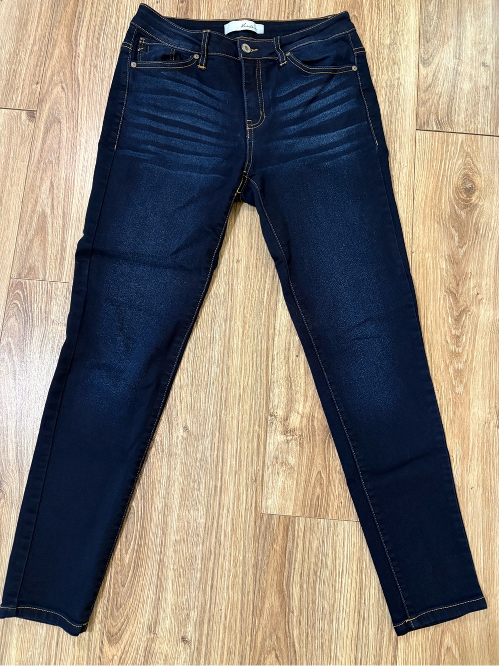 KanCan Women’s Dark Wash Skinny Stretch Denim Mid Rise Blue Jeans size 5/26